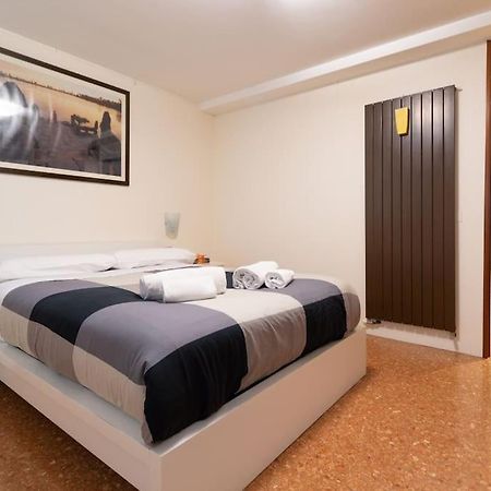 The Zen House Apartment เวนิส ภายนอก รูปภาพ