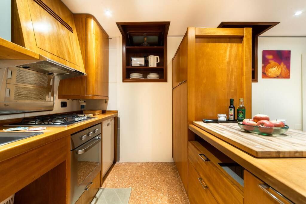 The Zen House Apartment เวนิส ภายนอก รูปภาพ